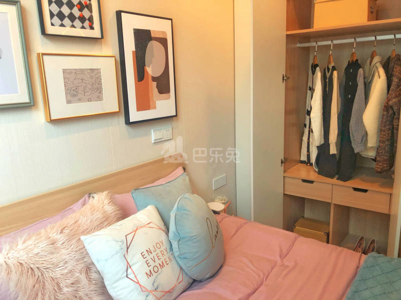 龙湖冠寓南京电子商务产业园店6616590卧室图7