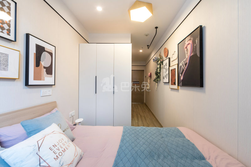 龙湖冠寓南京电子商务产业园店6616590卧室图4