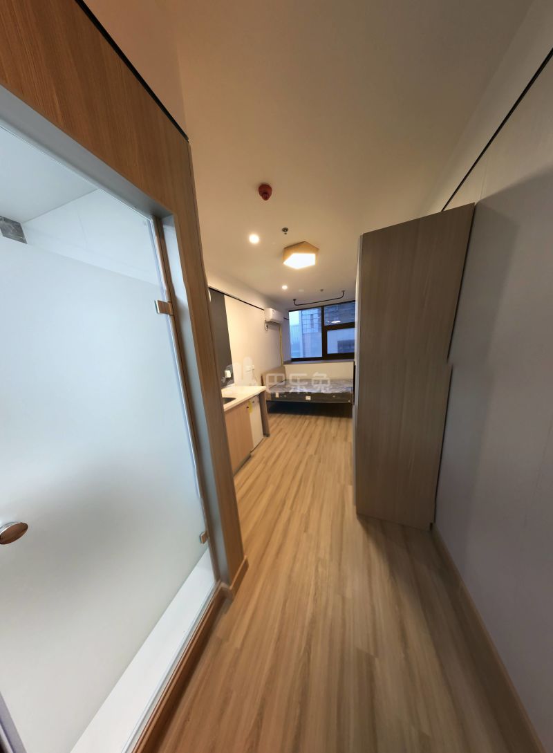 龙湖冠寓南京电子商务产业园店6616591周边环境图16