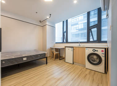 龙湖冠寓南京电子商务产业园店 1室0厅1卫