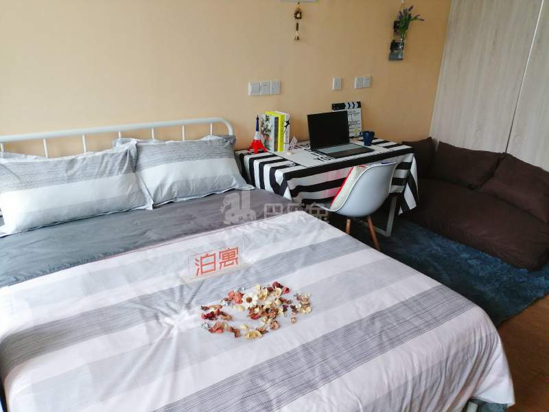 泊寓横岗华茂公社6619078卧室图2