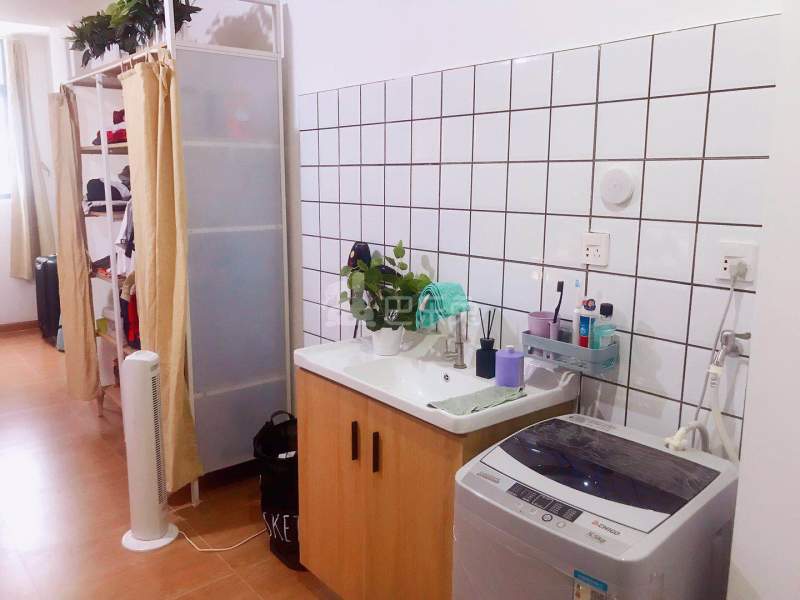 泊寓横岗华茂公社6619079周边环境图2