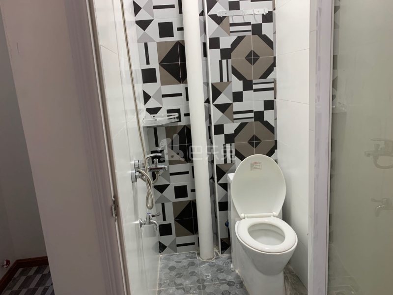 泊寓平湖广场店6623630卫生间图2