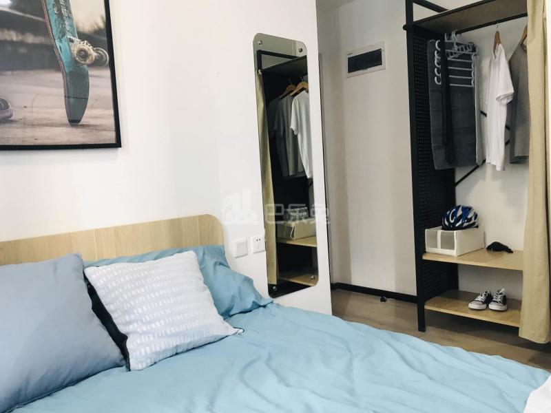 有巢公寓宝安机场店6623722卧室图2