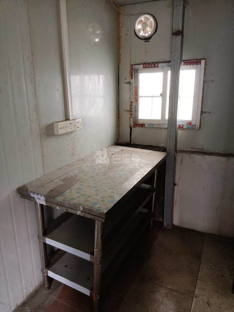 萧岗东华大街18号6626499厨房图5