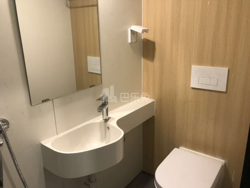 有巢公寓宝安机场店6674001卫生间图3