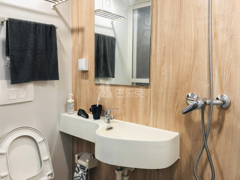 泊寓竹坑工业园店6682858卫生间图1