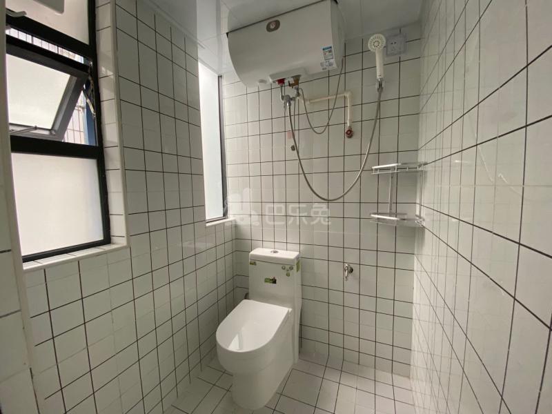 九祥岭东区96号6707005卫生间图3