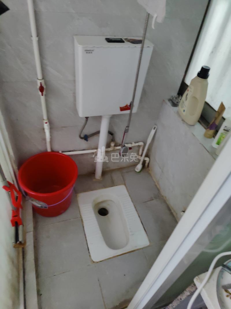 天马综合楼6720427卫生间图5