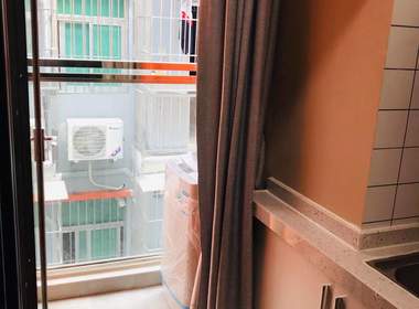 庭苑公寓（柠檬草店） 1室0厅1卫