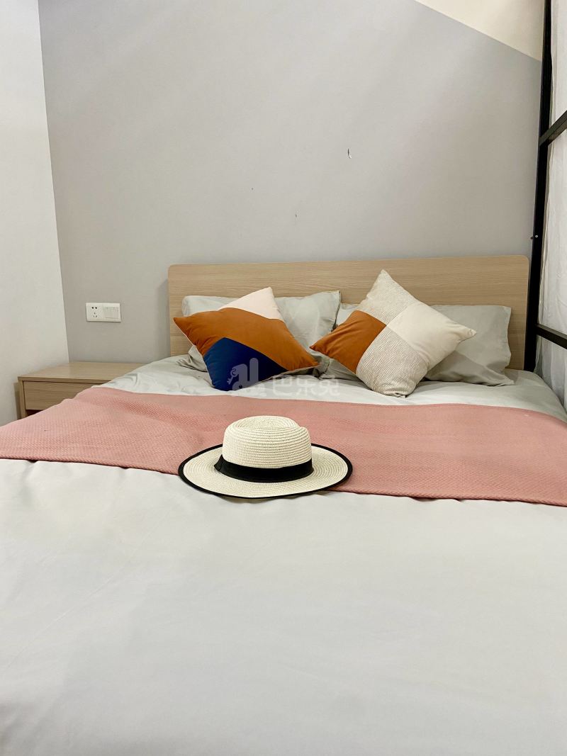 龙湖冠寓广州猎德大桥店6732120卧室图0