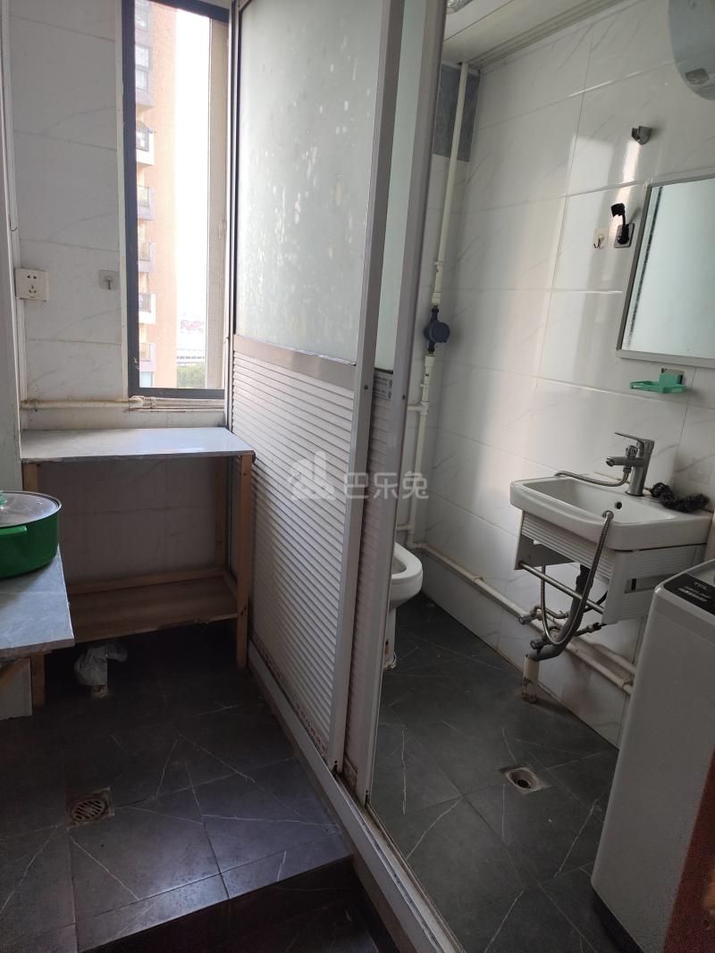 博威天禧嘉苑东区6735008卫生间图4