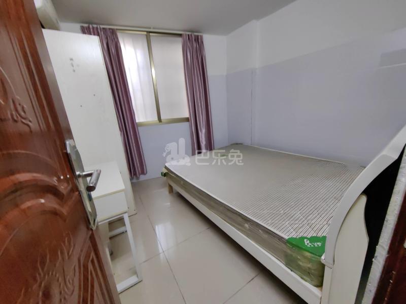 鸿馨公寓（北约街五巷1号）6740320卧室图2