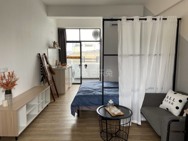 龙湖冠寓广州猎德大桥店6742133卧室图3