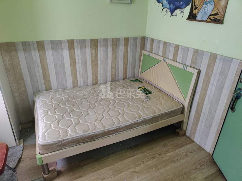 南山村6743095卧室图1