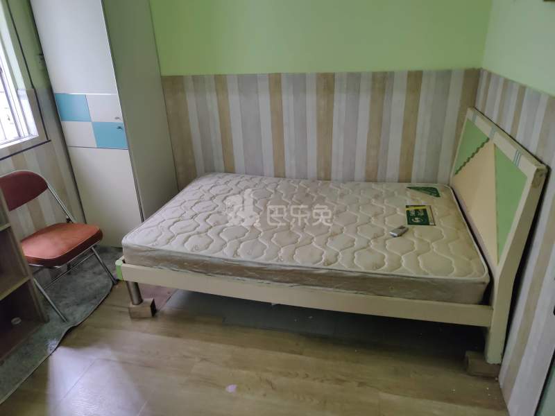 南山村6743095卧室图0