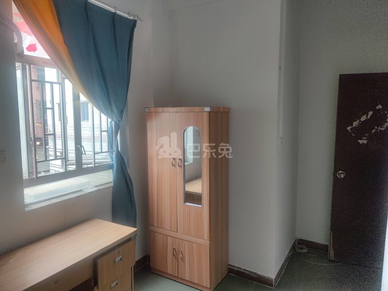 萧岗履泰东街42号6749983卧室图7