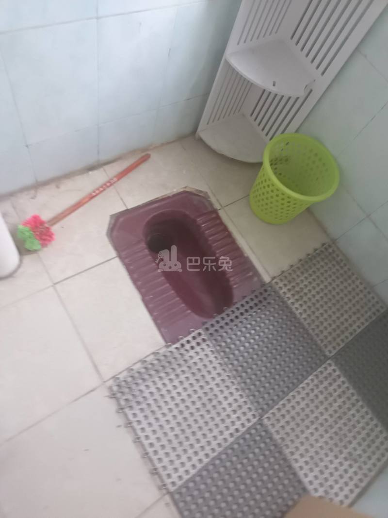 萧岗涌北大街25号6750077卫生间图6