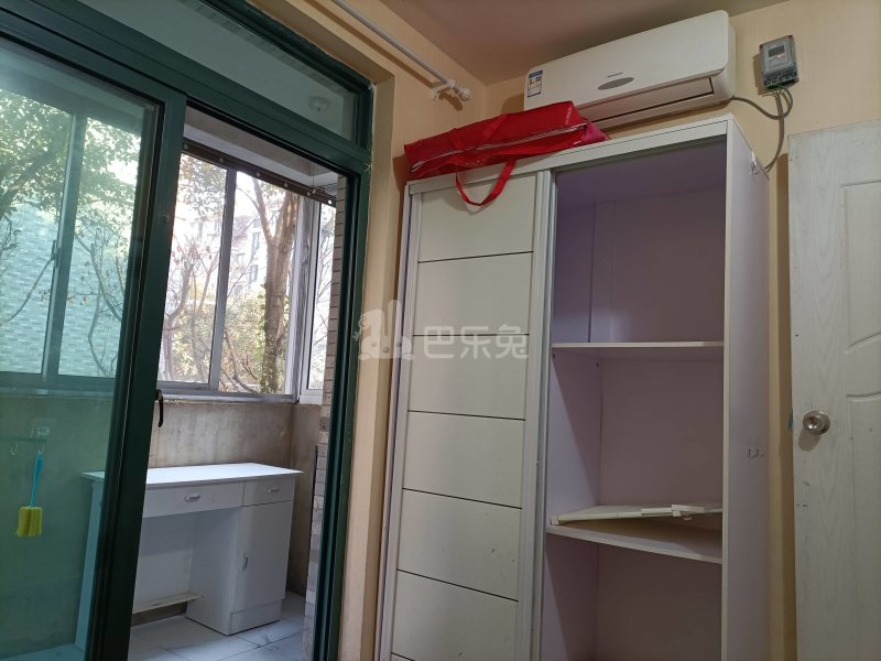 四季绿城北区6761110卧室图2