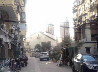 江苏路256弄小区 2室1厅1卫