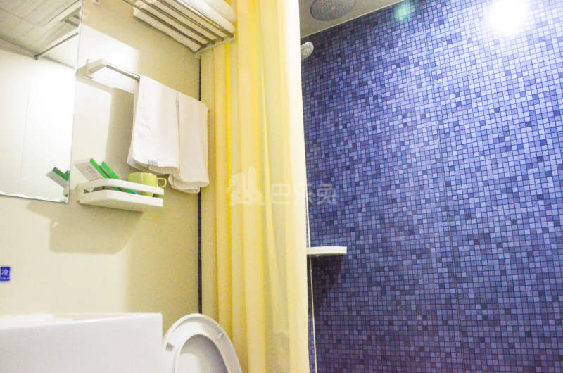 E+青年公寓凤凰西街6771722周边环境图4