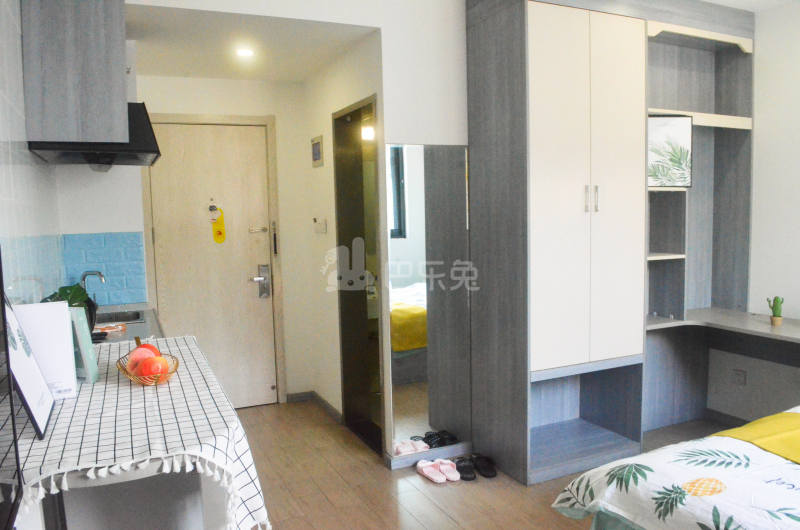 E+青年公寓凤凰西街6771722卧室图2