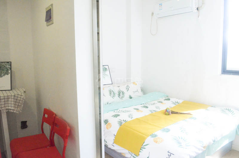 E+青年公寓凤凰西街6771741卧室图2