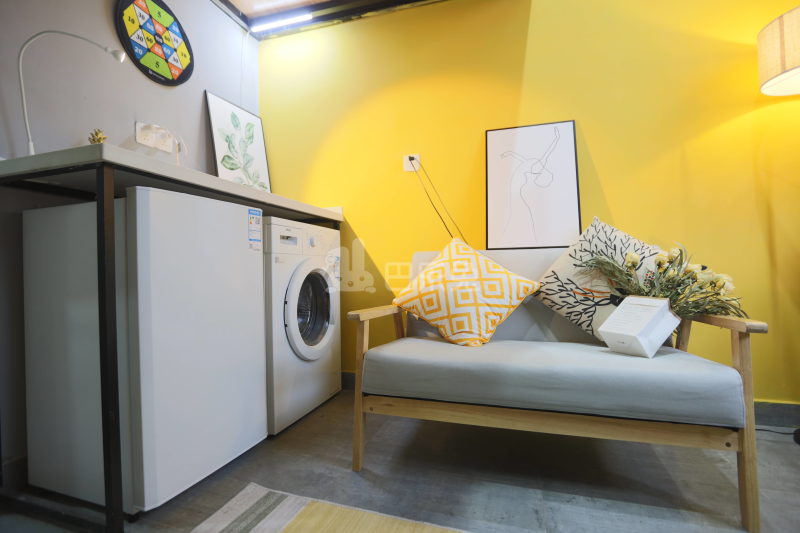 E+青年公寓长白街6771899周边环境图3