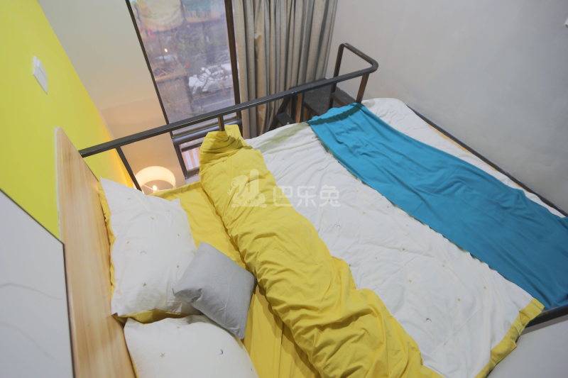 E+青年公寓长白街6771899卧室图0