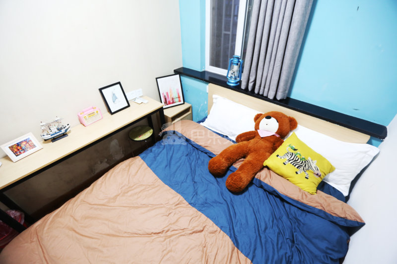 E+青年公寓上海路6776422卧室图3