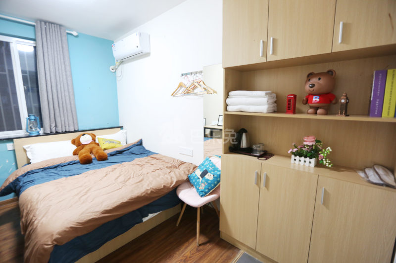 E+青年公寓上海路6776422卧室图4