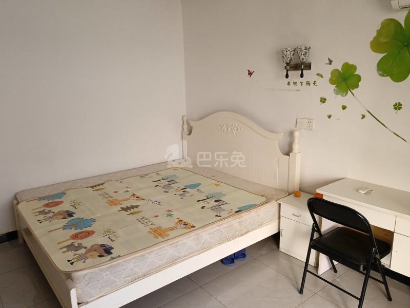 石笋新村6776551卧室图1