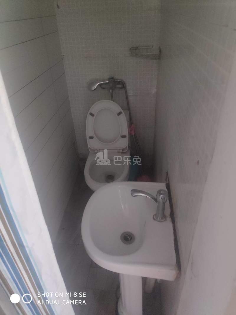 日月华城6776892卫生间图9