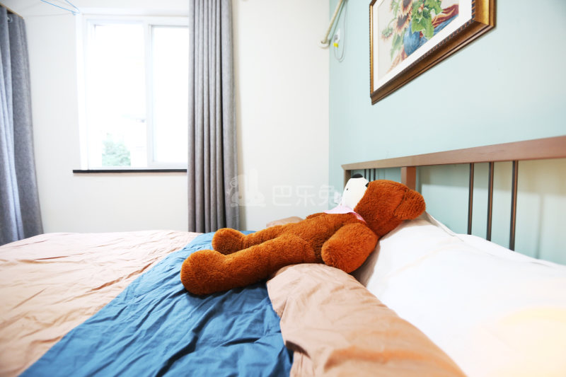 E+青年公寓上海路6777131卧室图1