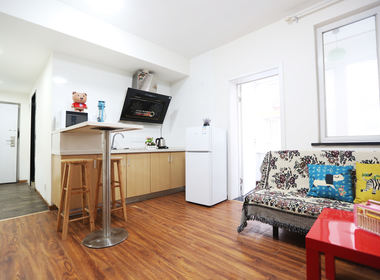 E+青年公寓上海路 1室1厅1卫