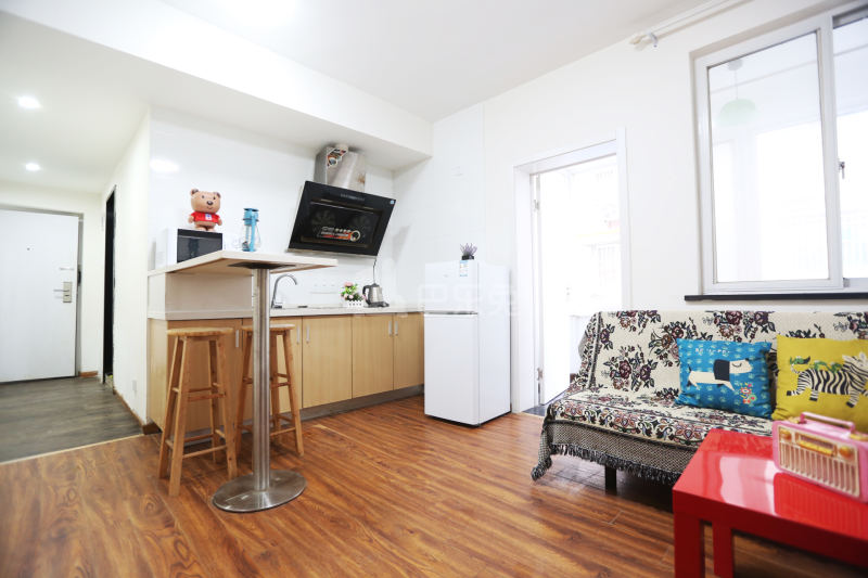 E+青年公寓上海路6777131周边环境图7