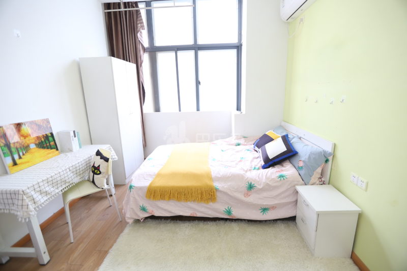 E+ 青年公寓诚信大道6777191卧室图2