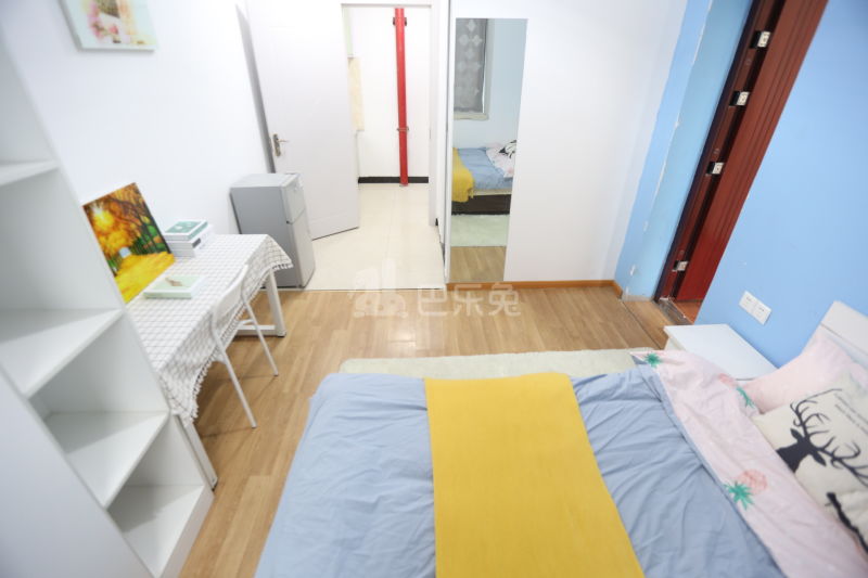 E+ 青年公寓诚信大道6777233卧室图2