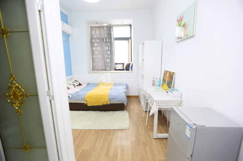 E+ 青年公寓诚信大道6777233卧室图6