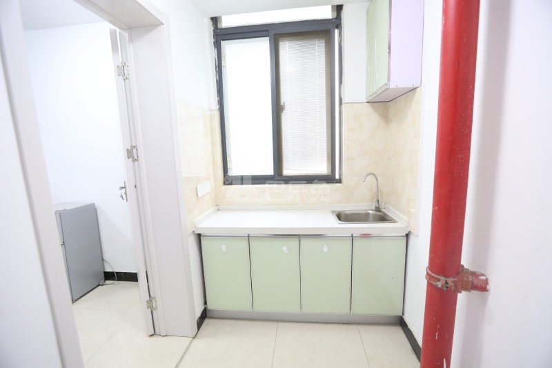 E+ 青年公寓诚信大道6777233周边环境图9