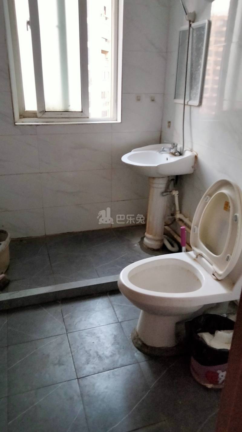 博威天禧嘉苑东区6735008卫生间图7