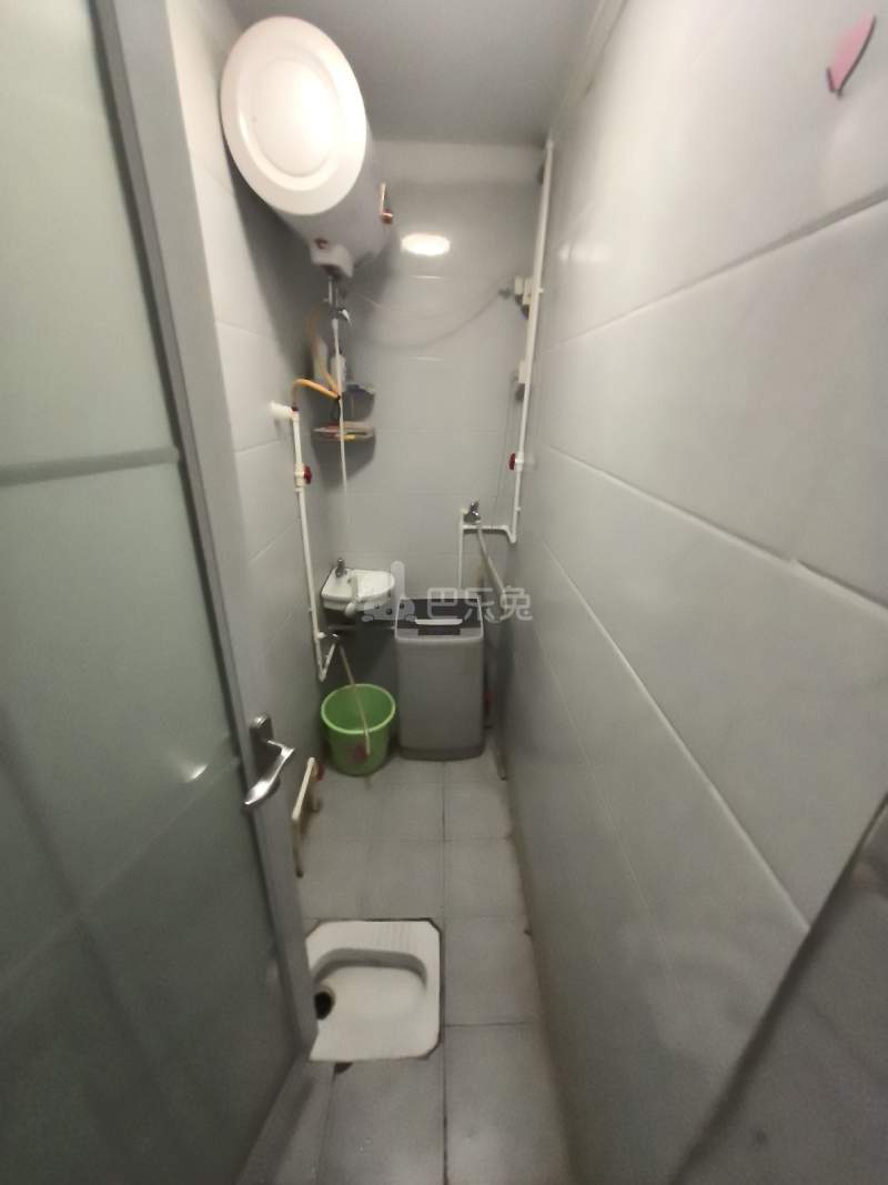 前海丹华6786188卫生间图8