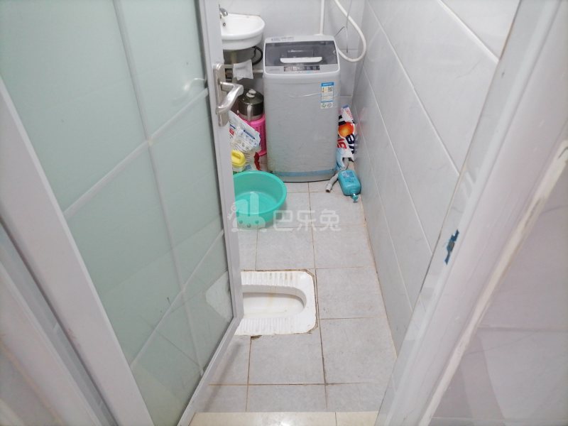 前海丹华6786188卫生间图10