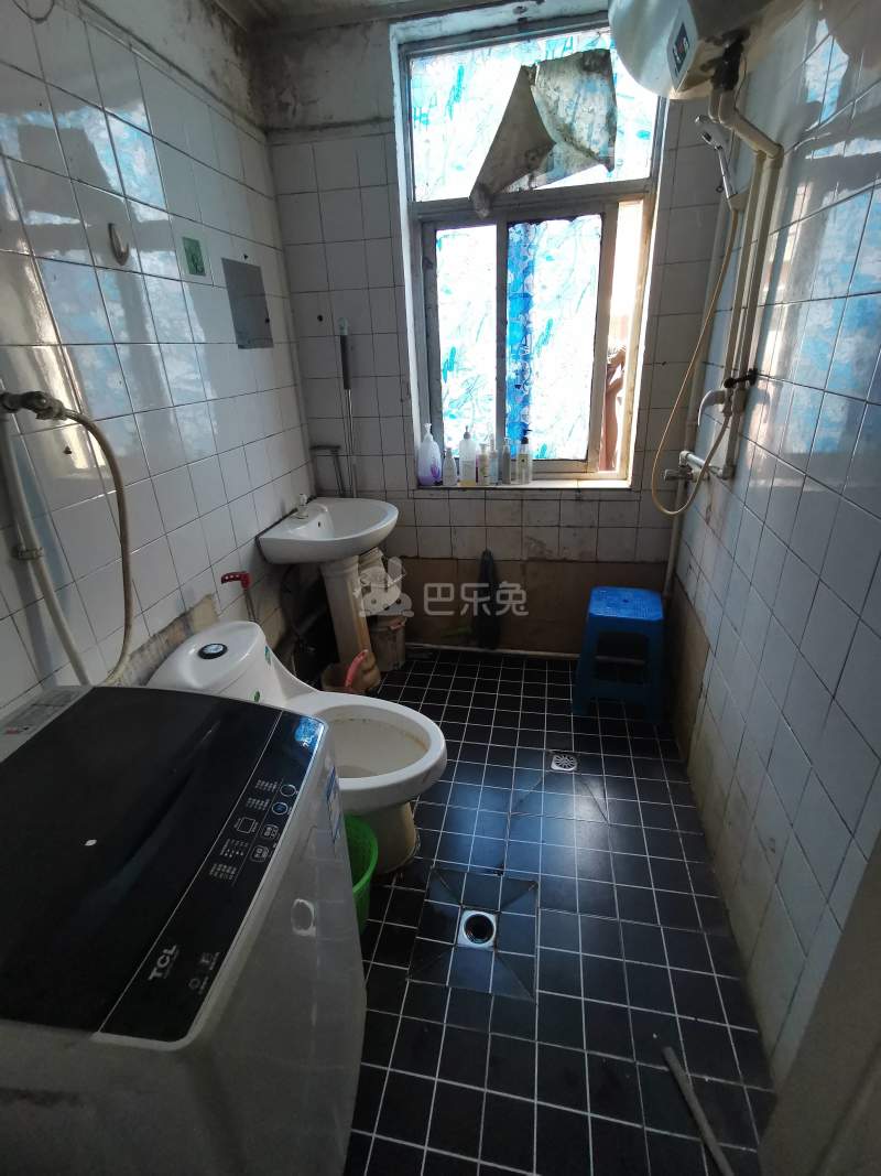 上良小区6791316卫生间图8