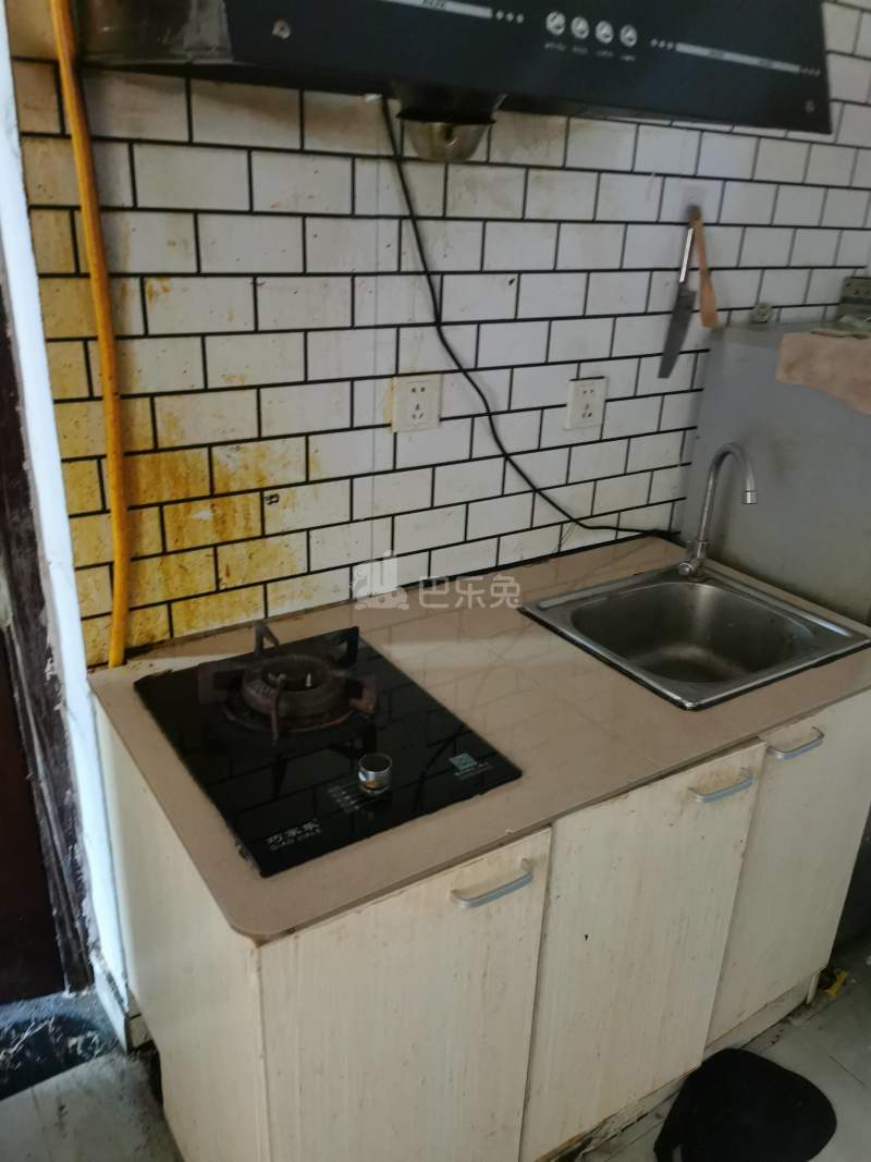上良小区6791316厨房图4