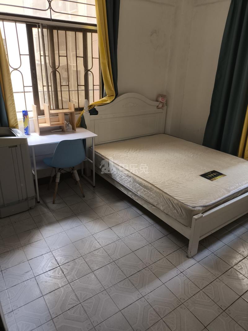 田厦统建楼6813870卧室图0