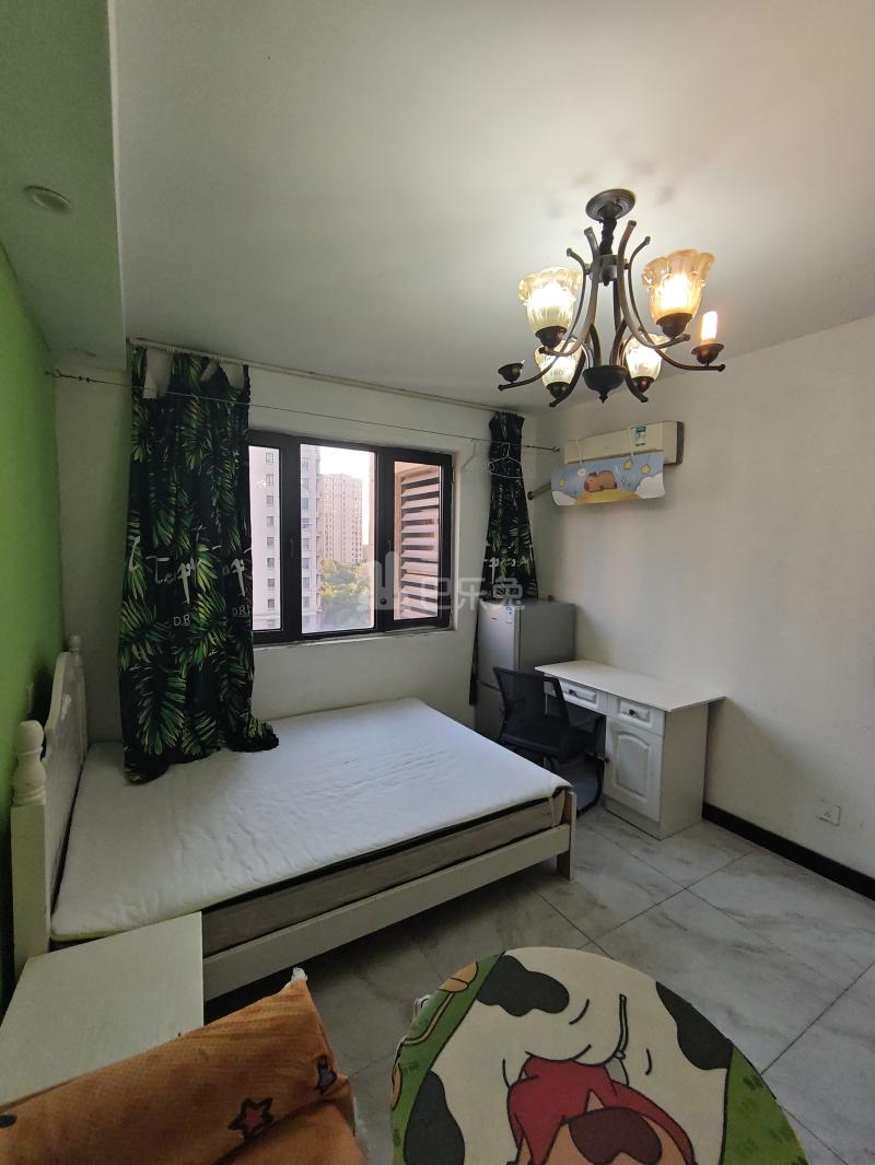 九亭家园2期启民苑6813876卧室图1