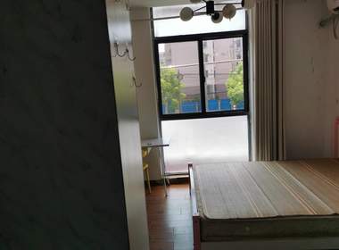 艾朵公寓（通南路239号） 