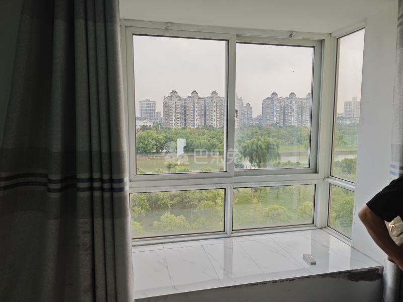 友谊苑6815276卧室窗户图8