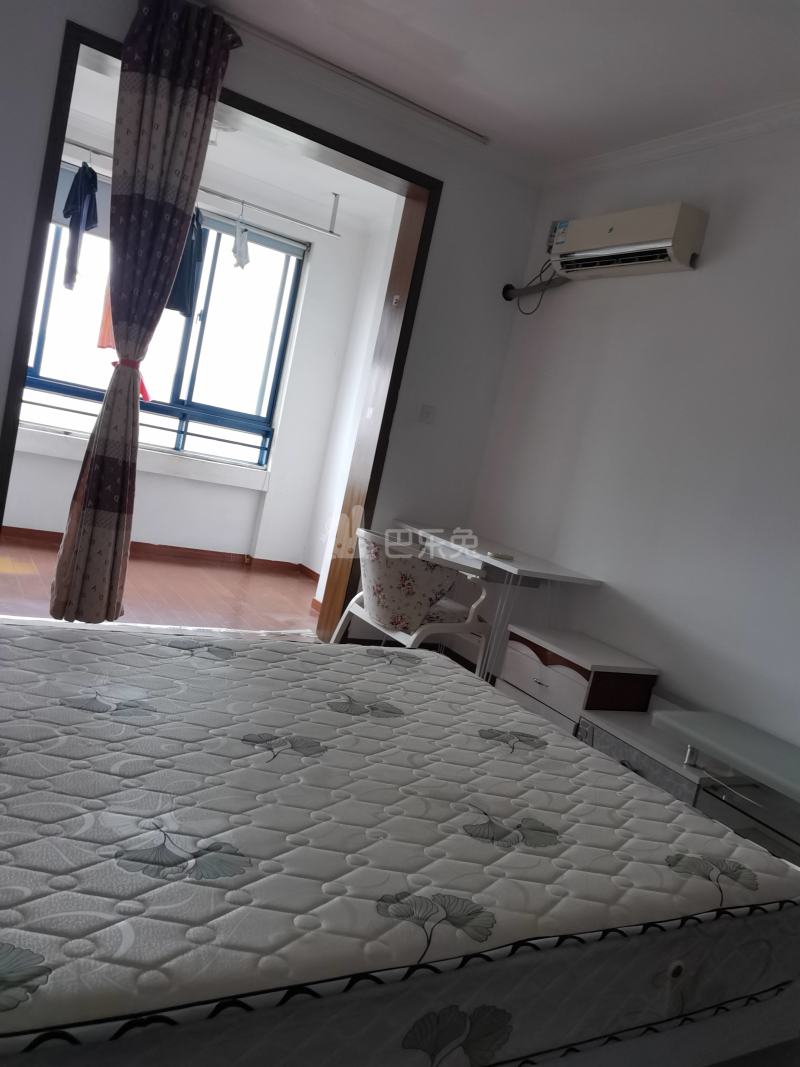 欣逸家园6833739卧室图1